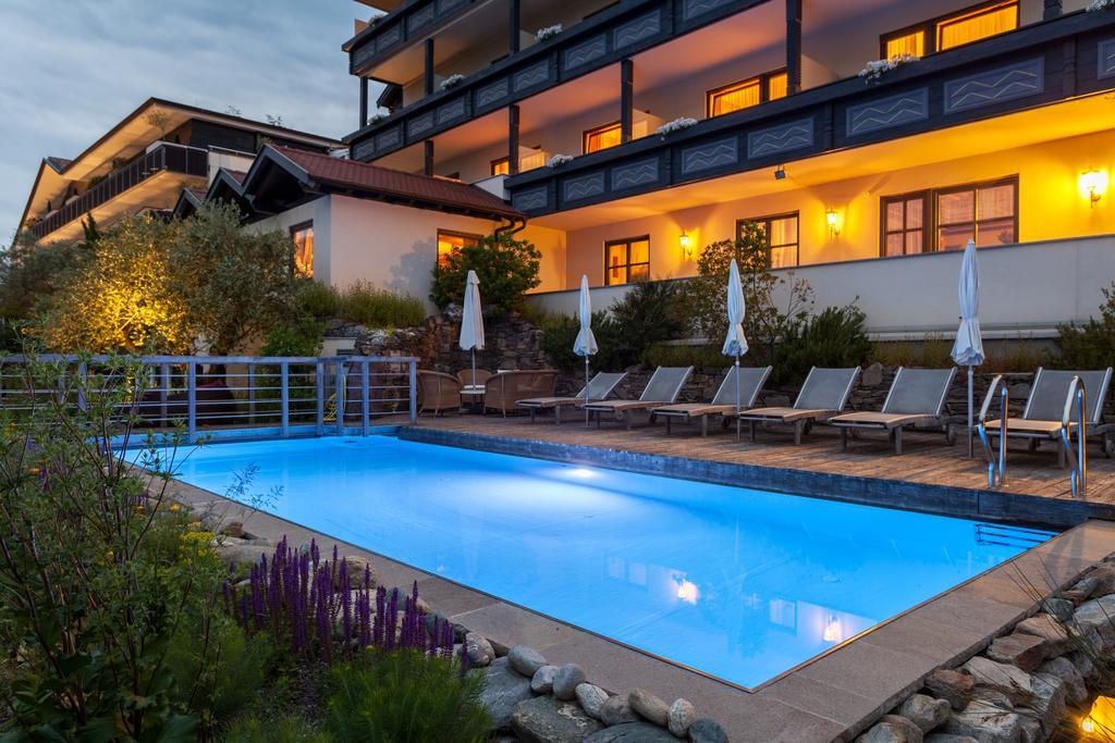 Alpentirolis Hotel Buitenkant foto