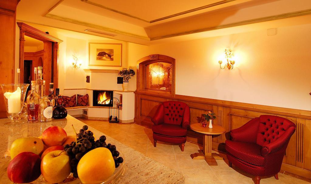Alpentirolis Hotel Buitenkant foto